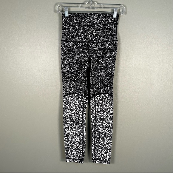 Lululemon wunder under ice breaker size 4 leggings black white 27” - Picture 2 of 11